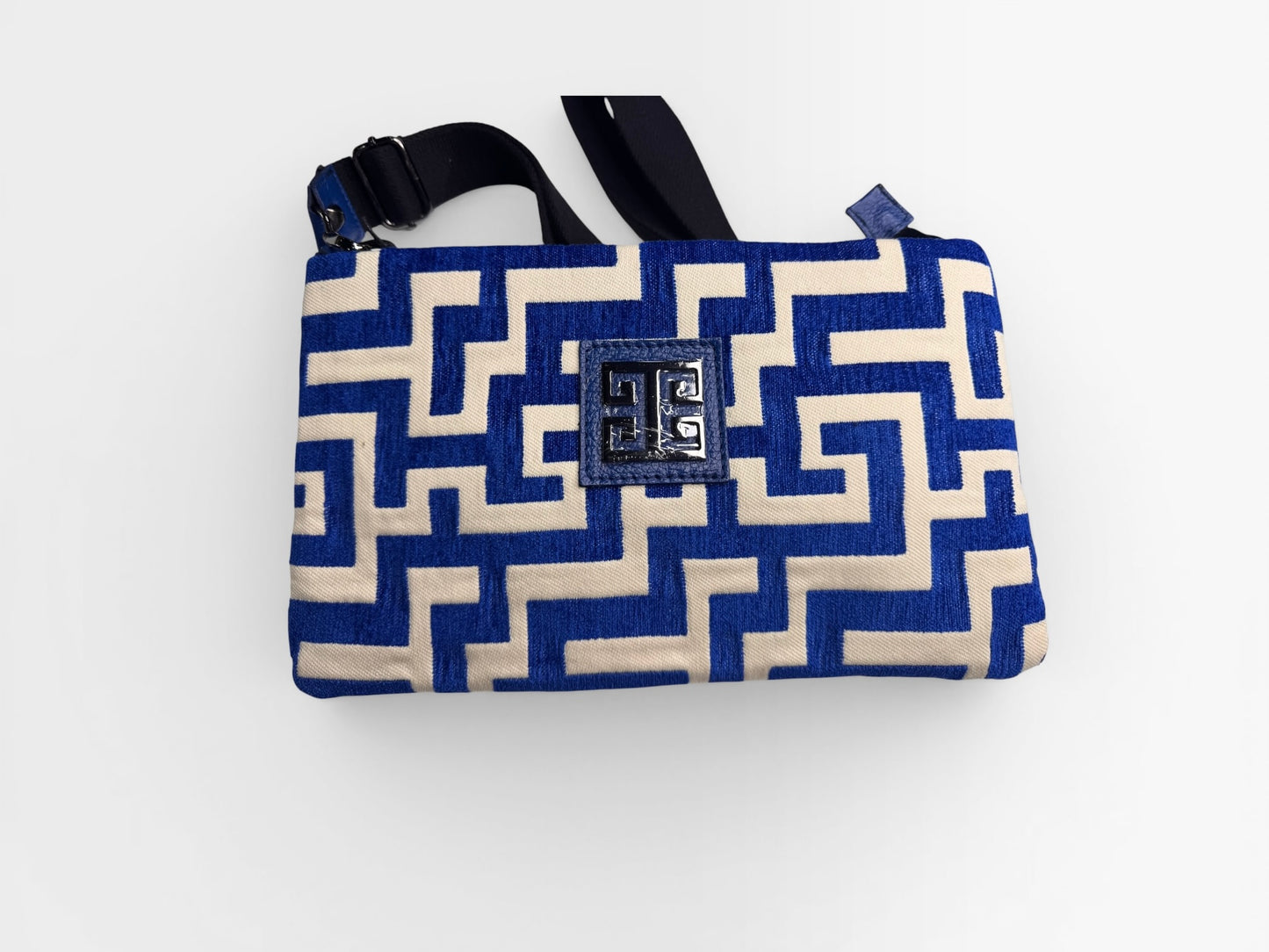 Lina Classic Patter Blue Ecru
