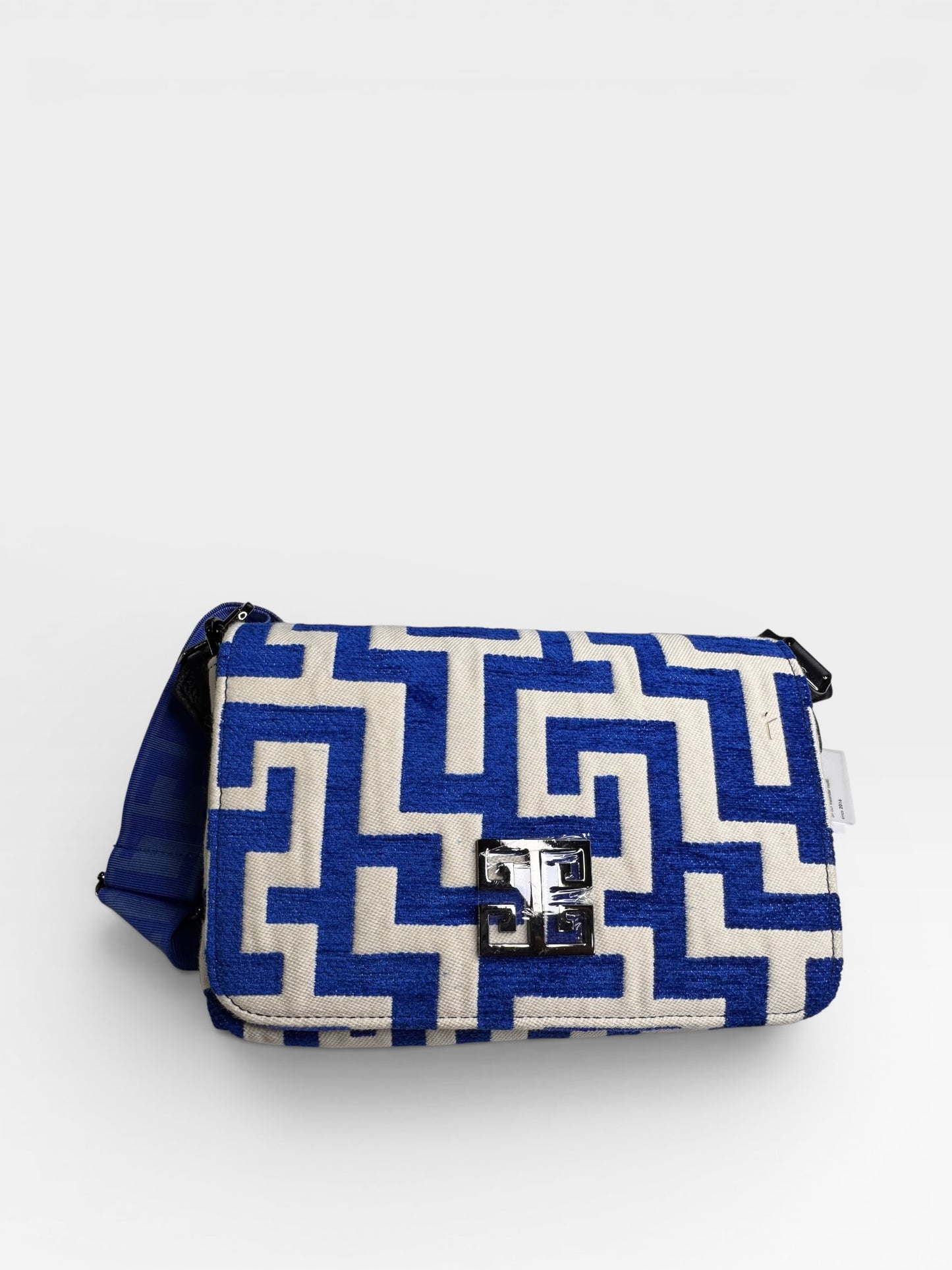 Ouranos Blue Ecru