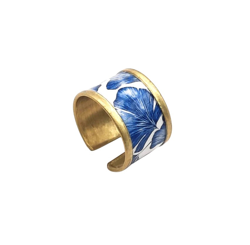 Geranium Brass RIng