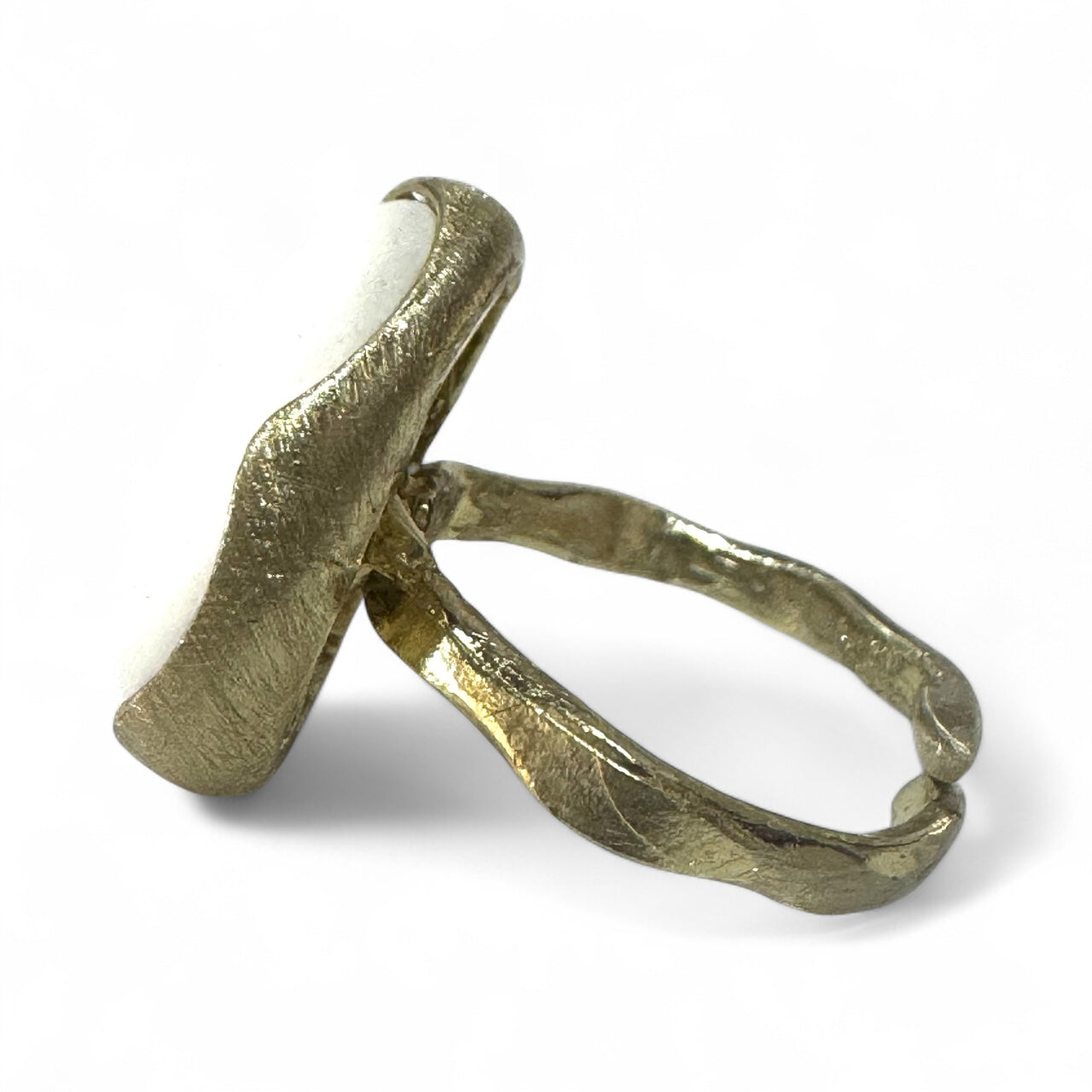 White/Black Stone Brass Ring