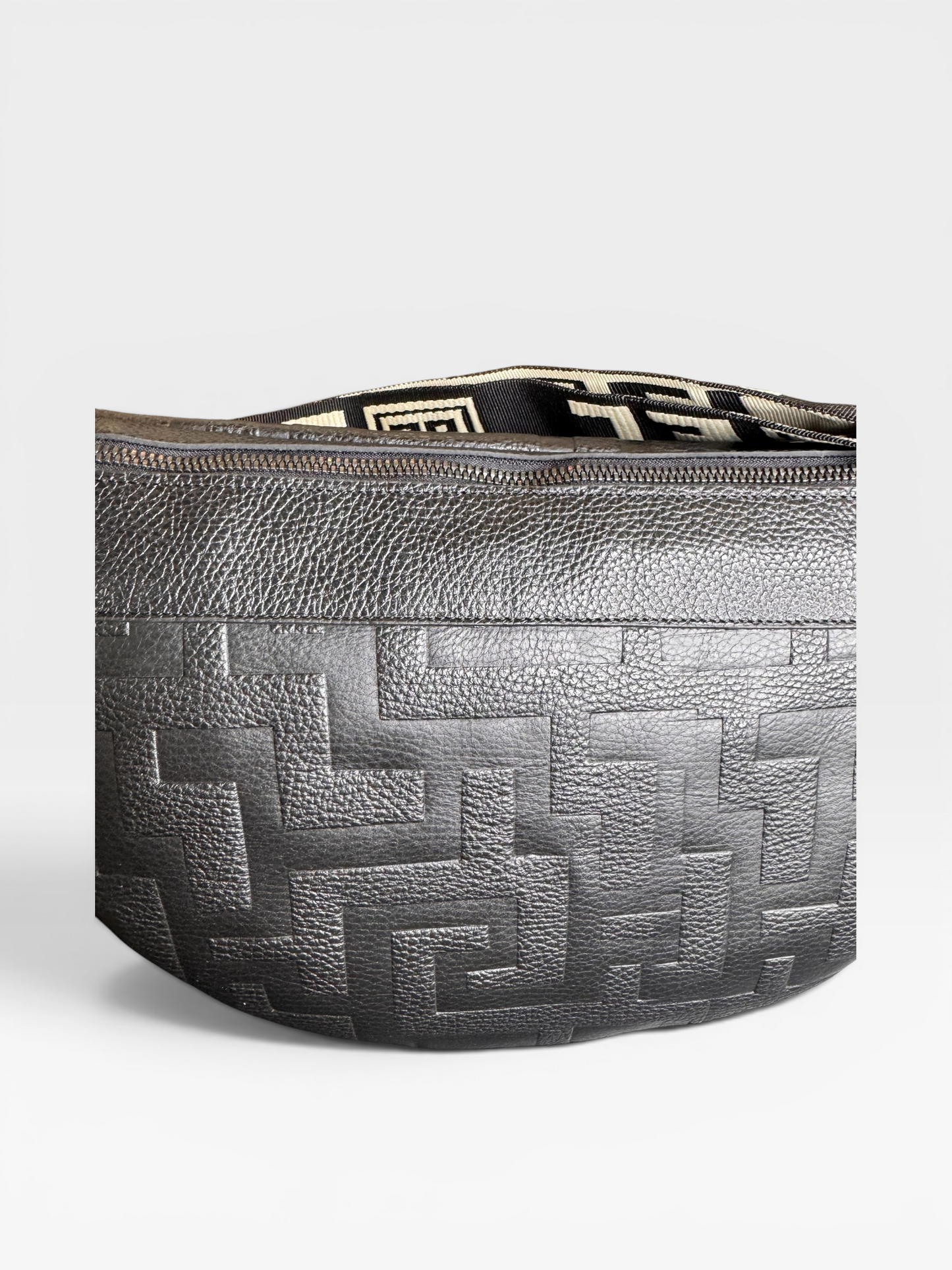 Kronos Large Cross Body