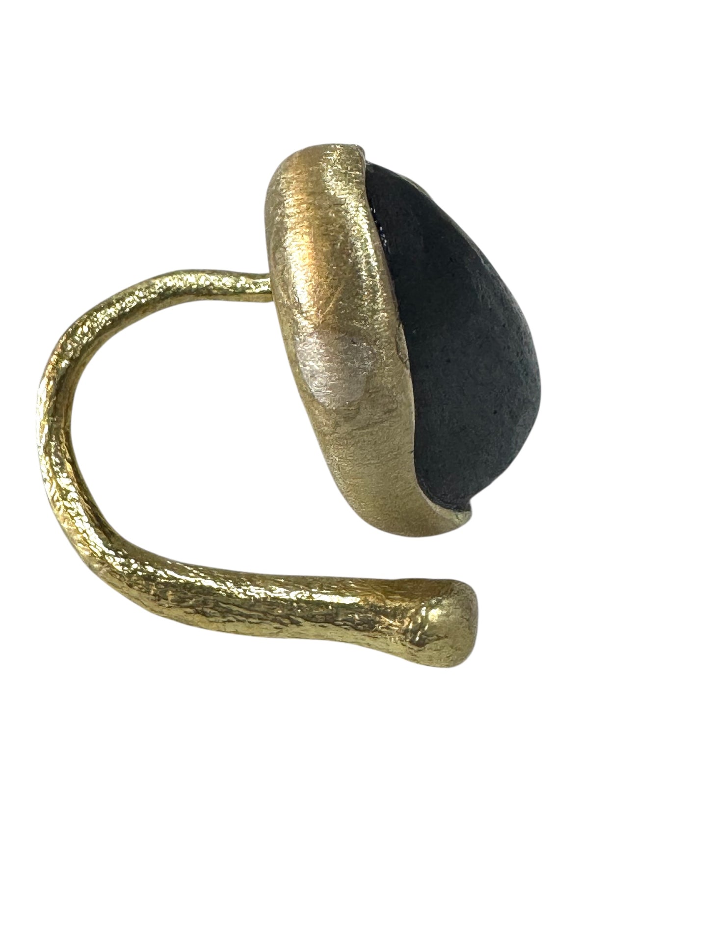 Black/White Stone Brass Ring