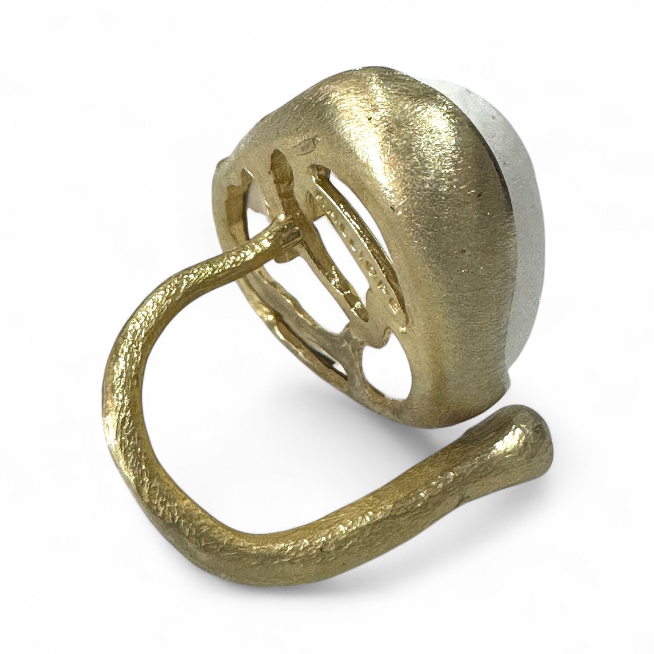 Black/White Stone Brass Ring