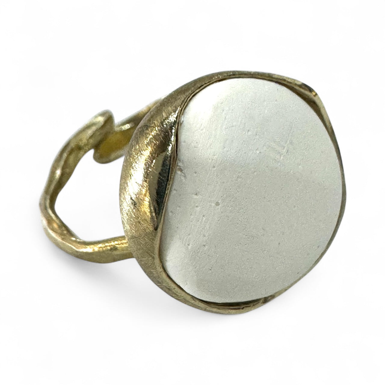 White/Black Stone Brass Ring